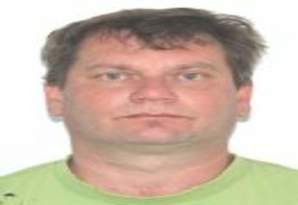 L-AȚI VĂZUT? Bărbat din Șimian, căutat de familie și polițiști