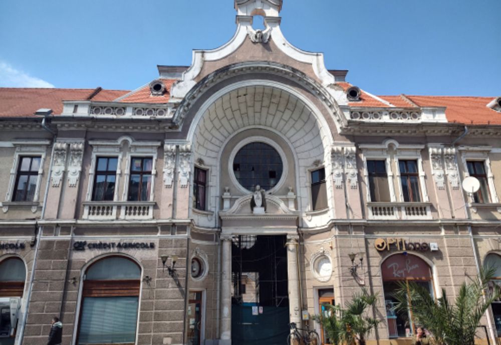 Au început lucrările de reabilitare a Pasajului Madách din Oradea