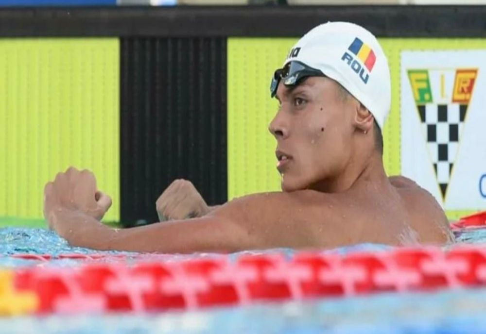 David Popovici este campion mondial și la 100 de metri! Dublă istorică realizată după 49 de ani