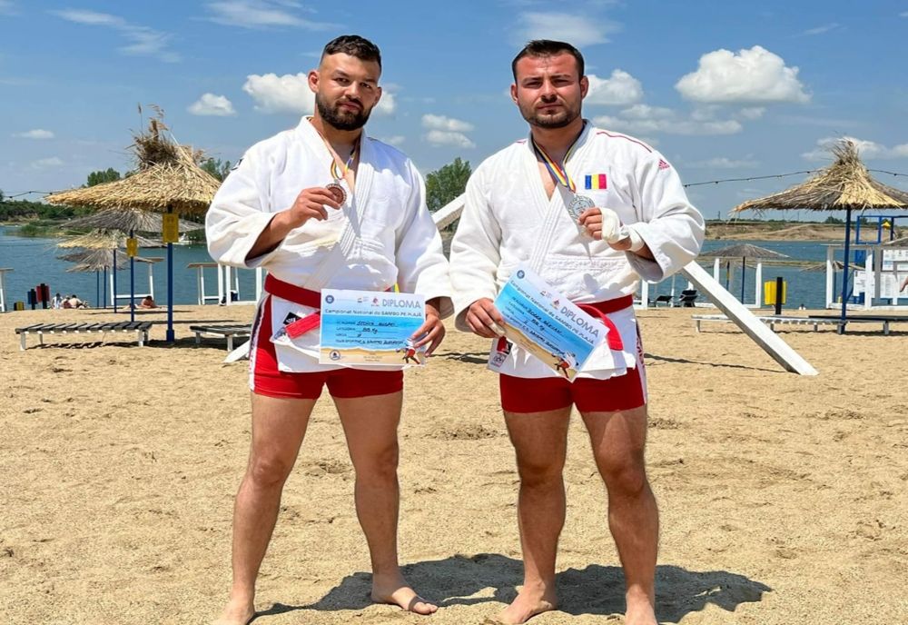 Jandarmii bihoreni, Andrei Stoica şi Răzvan Bodea, au urcat din nou pe podium (FOTO)