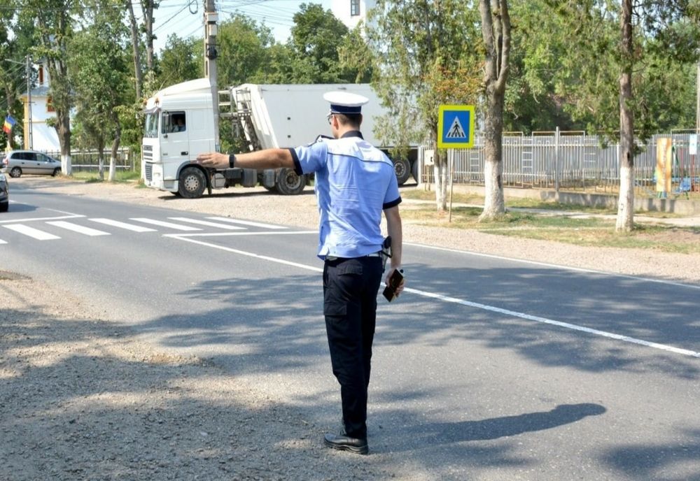 Amenzi de peste 116.000 lei, aplicate de polițiștii bihoreni, în ultimele 48 de ore! 33 de șoferi au rămas fără permise