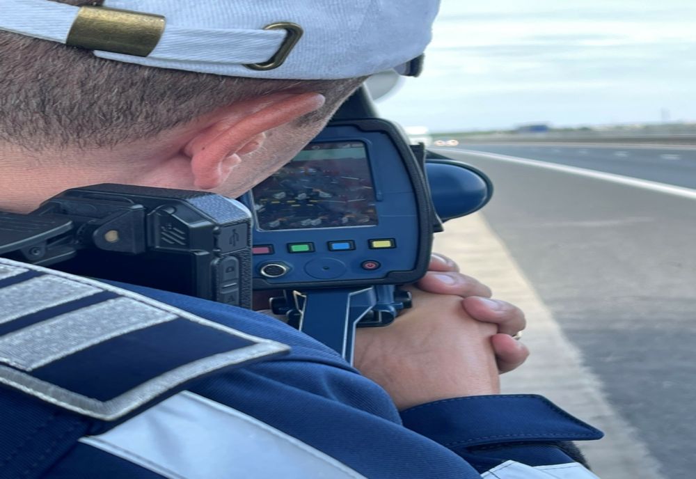 S-au crezut pe pista de Formula 1! Doi vitezomani din Bihor, lăsați fără permis de conducere 