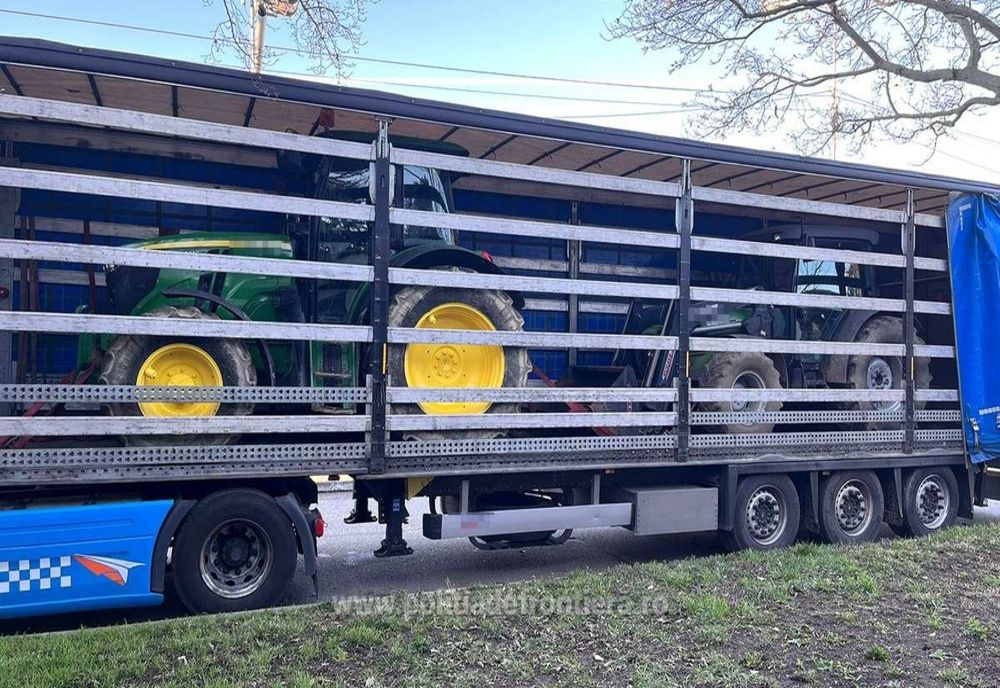 Două tractoare de peste 700.000 lei, care figurează ca furate din Germania și Belgia, descoperite în Vama Borș