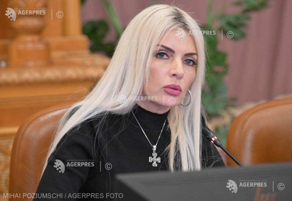 LAURA VICOL ŞI-A DEPUS DEMISIA DIN FUNCŢIA DE PREŞEDINTE AL COMISIEI JURIDICE DIN CAMERA DEPUTAȚILOR