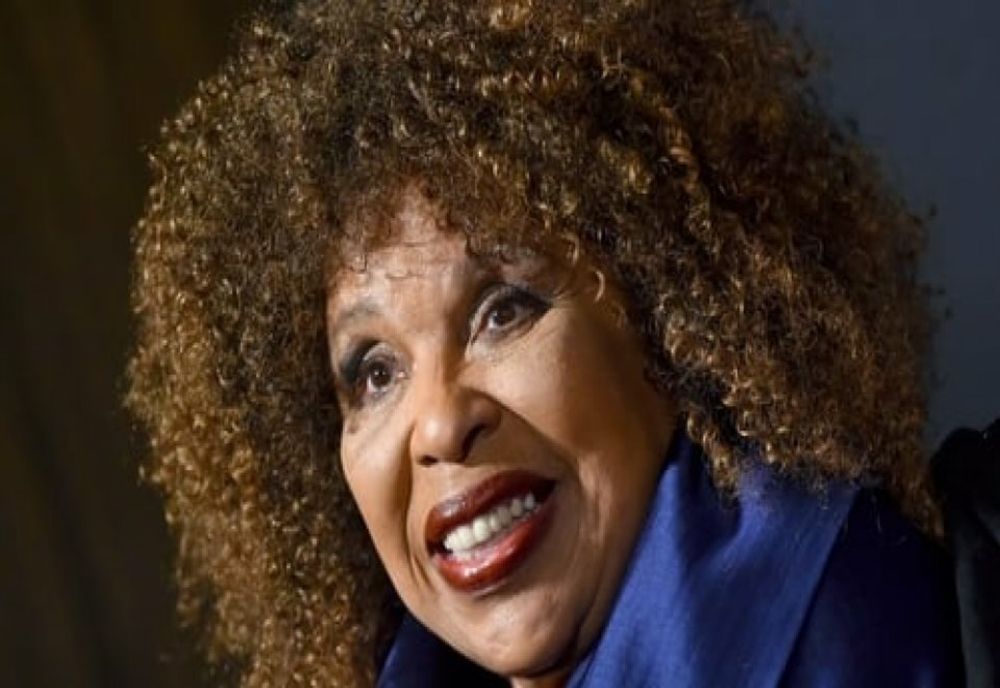 ROBERTA FLACK, VOCALISTĂ SOUL ȘI R&B, A MURIT LA 88 DE ANI