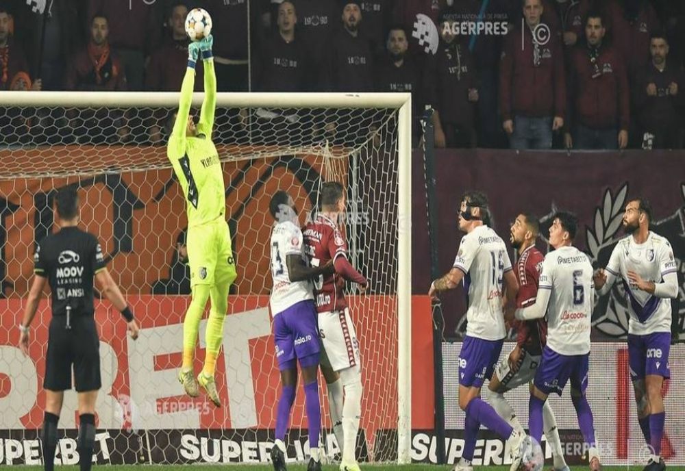 Fotbal: FC Argeș a învins-o pe Rapid (2-1), în Cupa României