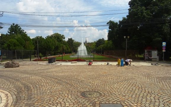 Se reia circulația rutieră pe strada parcul 1 decembrie