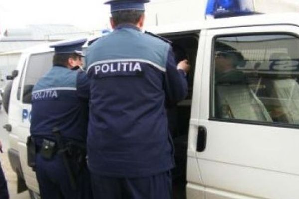 Urmărit internațional reținut de polițiștii orădeni
