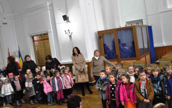 Primăria Oradea a primit astăzi 900 de colindători