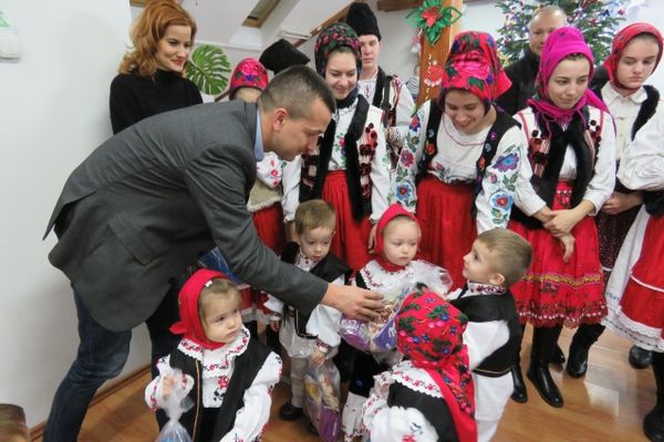 Școala Părinților în straie de sărbătoare