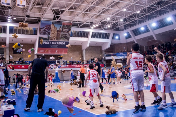 Victorie clară pentru CSM CSU Oradea în ultimul meci pe teren propriu din 2018