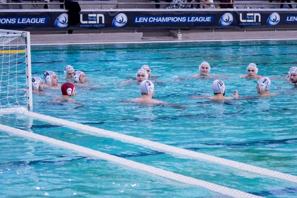 Echipa de polo a CSM Oradea a câștigat primul meci cu Dinamo Buccurești