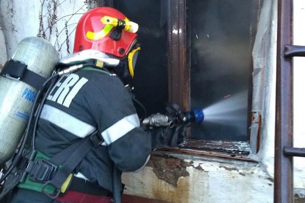 Incendiu la o locuință de pe strada I.C. Brătianu din Salonta