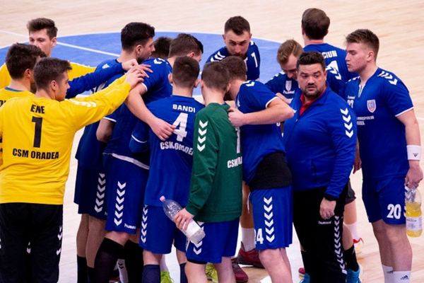 Echipa de handbal a CSM, învingătoare la Sibiu