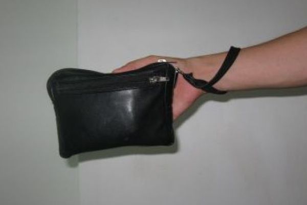 Începând de vineri, 7 iunie a.c., examenele pentru susținerea testului de cunoaștere a regulilor de circulație vor fi susținute într-o nouă locație.