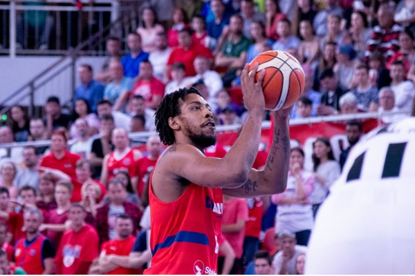 Sean Barnette continuă alături de CSM CSU Oradea