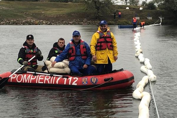 Exerciţiu de cooperare desfășurat în comuna Toboliu, în ipoteza producerii unei poluări accidentale pe râul Crișul Repede