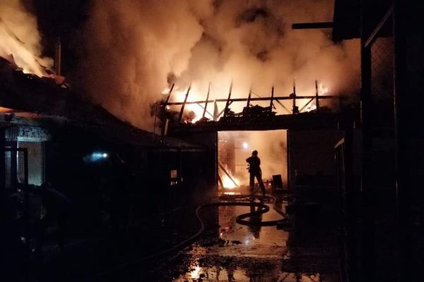 Incendiu în Fânațe, provocat de jarul căzut din sistemele de încălzire. Măsuri de prevenire a incendiilor