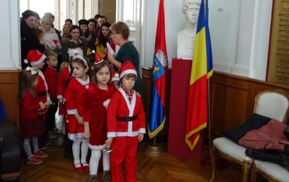 Primăria Oradea își așteaptă colindătorii