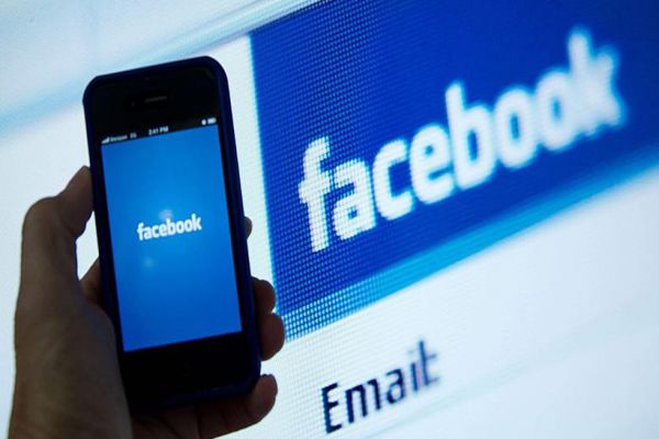  Facebook a șters 5,4 miliarde de conturi în 2019 