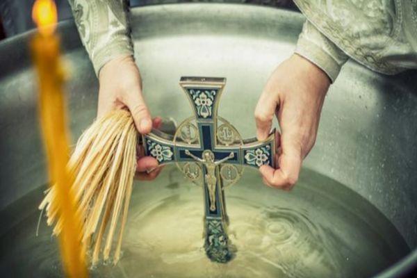 Ministerul de Interne ia măsuri pentru sărbătoarea Botezului Domnului