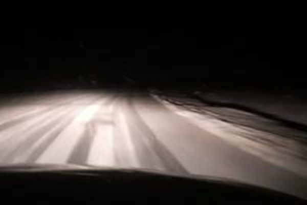 !ATENȚIE ȘOFERI! Evitați deplasările în zonele aflate sub cod roșu de vreme rea!