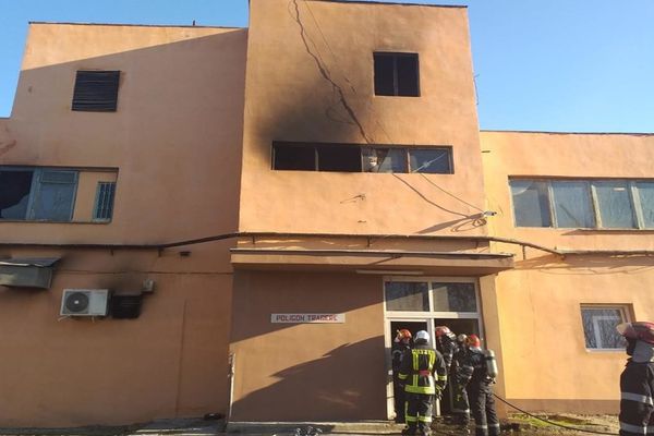 Incendiu la un poligon de tragere din Oradea
