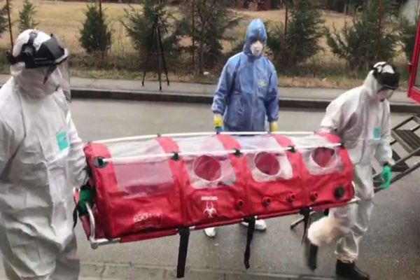 Trei noi cazuri de infectare cu Covid-19 au fost confirmate în Timiș, Caraș-Severin și Hunedoara