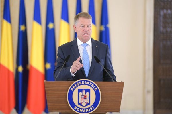 Klaus Iohannis: ”Există riscul MAJOR ca elevii să ducă boala la școală și invers. Școlile NU se mai deschid”