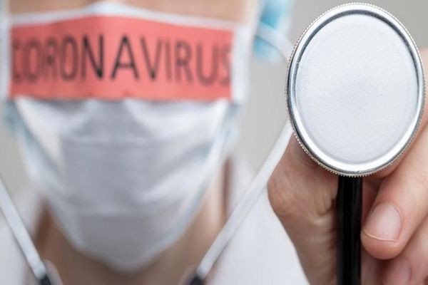 468 de cazuri noi de coronavirus în România