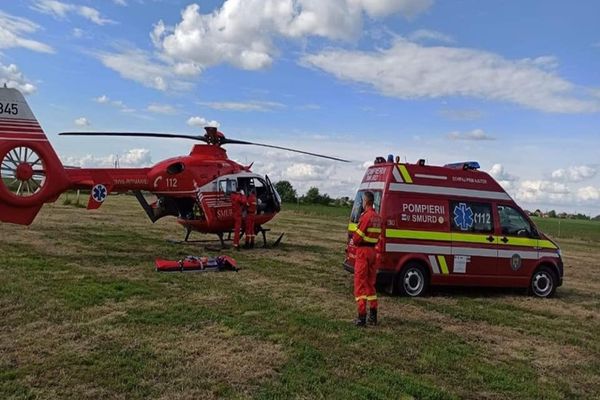 Copil rănit grav, transportat cu elicopterul SMURD la Oradea