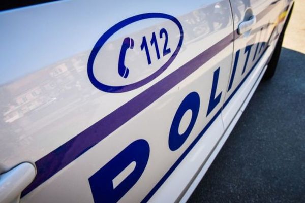 O femeie de 61 de ani cercetată de polițiști pentru furt calificat