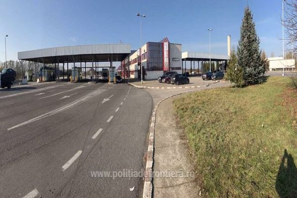 În ultimele 24 de ore, peste 14.000 de persoane au intrat în țară pe la frontiera cu Ungaria