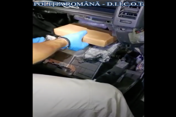 Cetățean albanez, domiciliat în România, reținut pentru trafic internațional de droguri de mare risc și trafic intern de droguri de mare risc