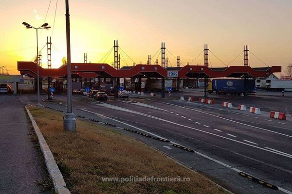 Un bărbat din Mureș, căutat de autorități, a încercat să treacă frontiera prin Vama Borș, folosind pașaportul unei alte persoane