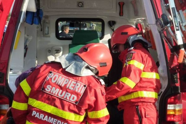 Accident cu trei maşini în Tarcea! Un şofer a ajuns la spital