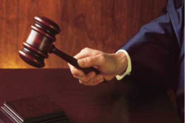 Orădean, trimis în judecată pentru înșelăciune și fals! A vândut apartamente și a pus mâna pe o sumă mare de bani