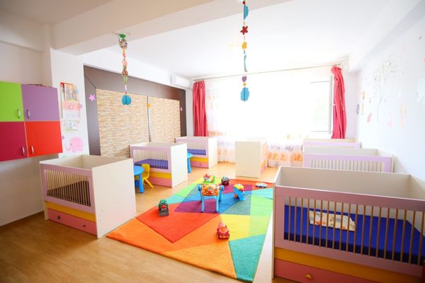 Orădenii pot achita online contribuţia la creşă