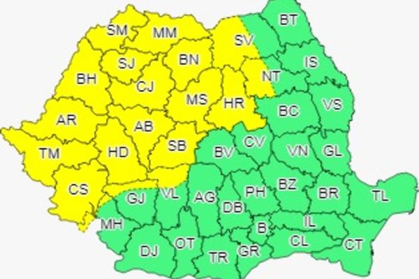 COD GALBEN de instabilitate atmosferică, prelungit până la noapte