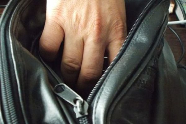 Marghitean, cu dosar penal pentru furtul unui telefon