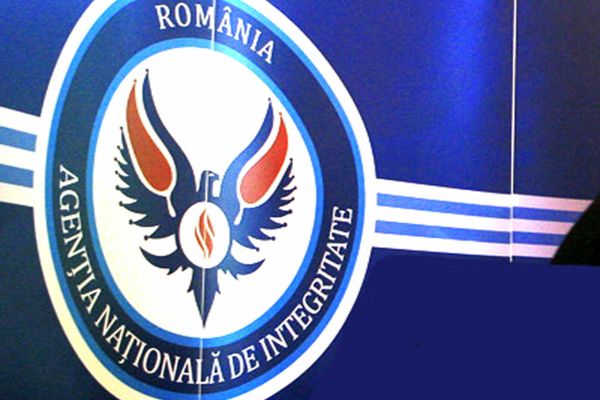 Funcționar public de la Direcția de Agricultură Bihor, declarat incompatibil de ANI