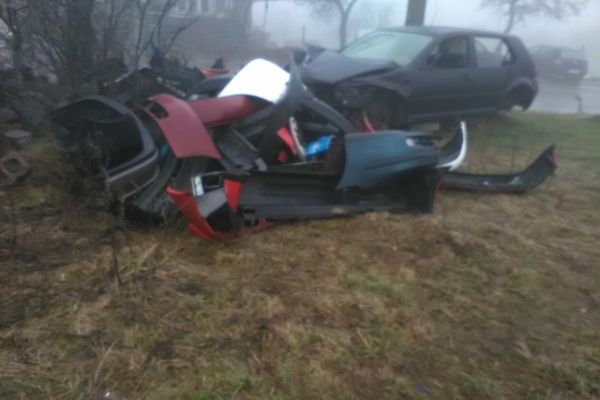 Încă un atelier de dezmembrări auto ilegal, descoperit de Garda de Mediu Bihor! Proprietarul, amendat drastic