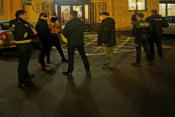 Aproape 170 de persoane, amendate de forțele de ordine din Bihor pentru nerespectarea măsurilor impuse în pandemie