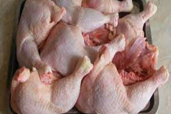 Alerta alimentară, zeci de tone de carne de pui cu salmonella au ajuns în România