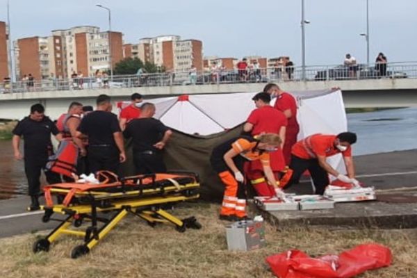 FOTO: Tragedie în Oradea! Un copil de 14 ani s-a înecat în Crișul Repede
