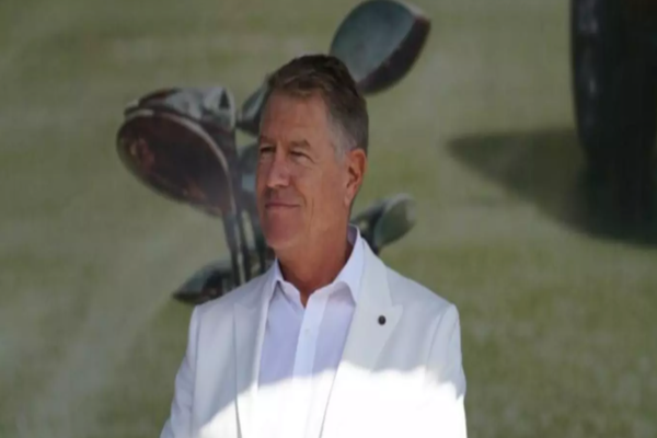 SONDAJ INSOMAR: Klaus Iohannis, un președinte de țară care a pierdut contactul cu realitatea socială