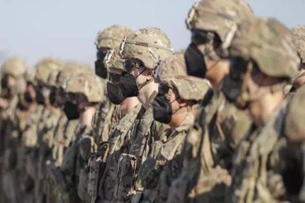 NATO va activa pentru prima dată în istorie planurile de apărare pentru Europa de Est