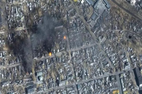 Bombardamente masive în Mariupol după expirarea ultimatumului făcut de ruși