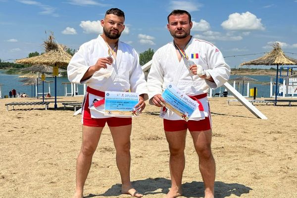 Jandarmii bihoreni, Andrei Stoica şi Răzvan Bodea, au urcat din nou pe podium (FOTO)