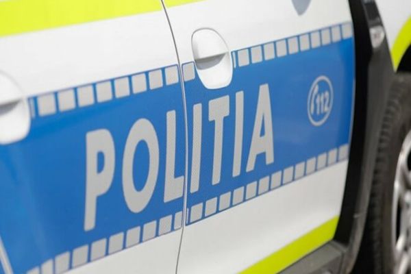 Adolescent reținut de polițiștii orădeni, pentru furt calificat